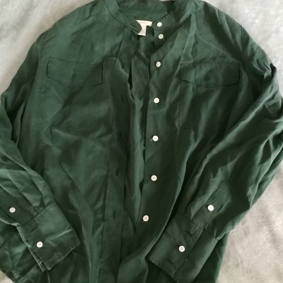 Green blouse - Picture 2 of 3